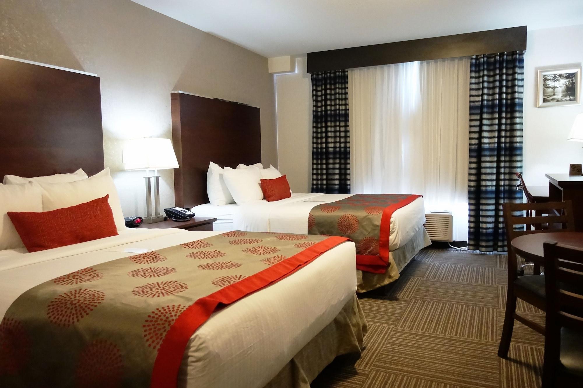 Hotel Ramada By Wyndham Moose Jaw Esterno foto