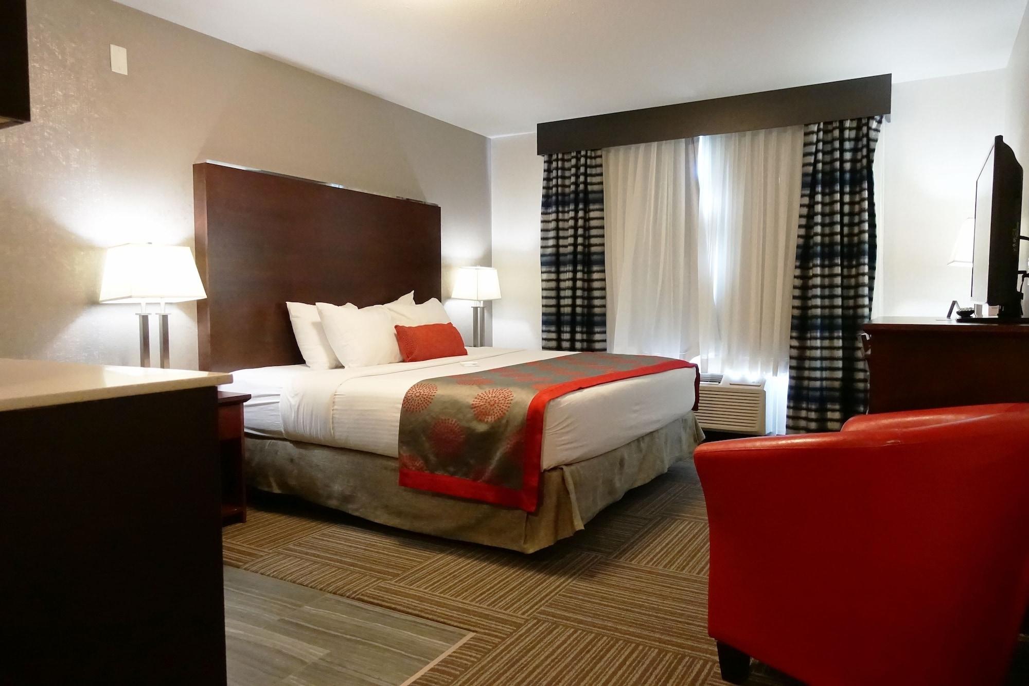 Hotel Ramada By Wyndham Moose Jaw Esterno foto